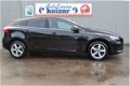 Volvo V40 - 2.0 D2 Momentum Business LED V+A | LMV16