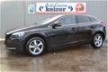 Volvo V40 - 2.0 D2 Momentum Business LED V+A | LMV16