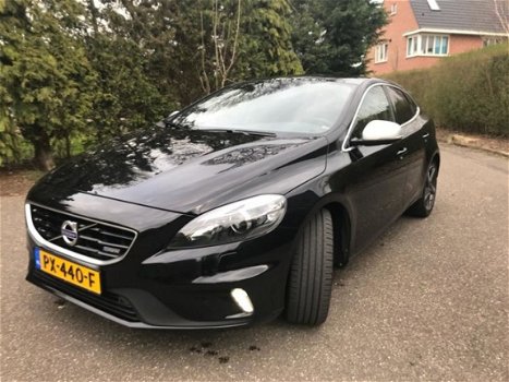 Volvo V40 - 2.0 D4 R-Design DIKKSTE VAN NL - 1