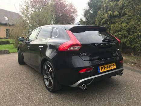 Volvo V40 - 2.0 D4 R-Design DIKKSTE VAN NL - 1