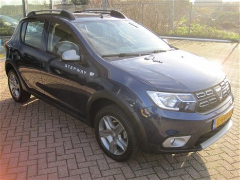 Dacia Sandero - 0.9 TCE STEPWAY*AIRCO*NAVIGATIE*ACHTERUITRIJCAMERA* CRUISE CONTROL*CDV*PARKEERHULP A - 1