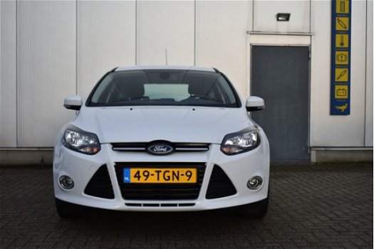 Ford Focus - 1.6 EcoB. Titanium 5 drs.1e eig - 1