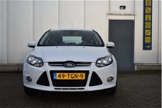 Ford Focus - 1.6 EcoB. Titanium 5 drs.1e eig