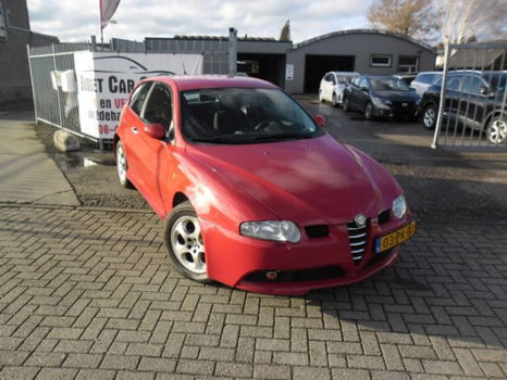 Alfa Romeo 147 - 1.6 TS Impression - 1