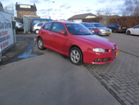 Alfa Romeo 147 - 1.6 TS Impression - 1