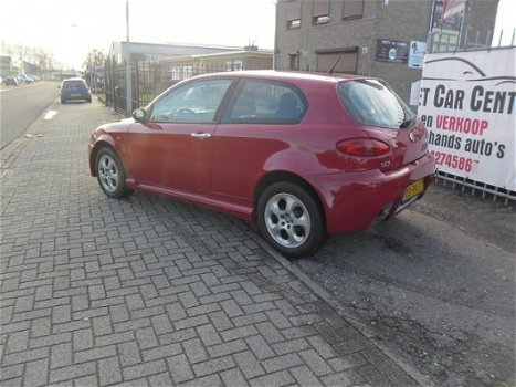 Alfa Romeo 147 - 1.6 TS Impression - 1