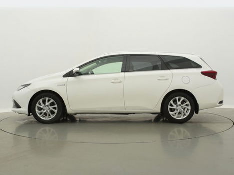 Toyota Auris Touring Sports - 1.8 Hybrid Dynamic Limited - 1