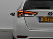 Toyota Auris Touring Sports - 1.8 Hybrid Dynamic Limited - 1 - Thumbnail