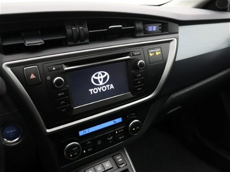 Toyota Auris - 1.8 Hybrid Lease - 1