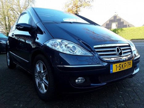 Mercedes-Benz A-klasse - 200 Elegance In Top staat verkerend voertuig met veel opties - 1