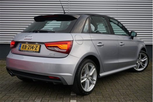 Audi A1 Sportback - 1.0TFSI/96PK Sport · Navigatie · Parkeersensoren · Cruise control - 1