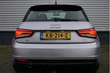 Audi A1 Sportback - 1.0TFSI/96PK Sport · Navigatie · Parkeersensoren · Cruise control