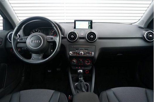 Audi A1 Sportback - 1.0TFSI/96PK Sport · Navigatie · Parkeersensoren · Cruise control - 1