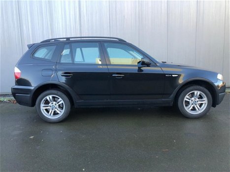 BMW X3 - 2.0d Business Line leder clima - 1