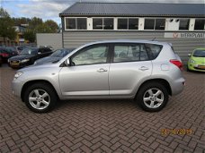 Toyota RAV4 - 2.0 VVTi Executive automaat, leder, nav, lm velgen