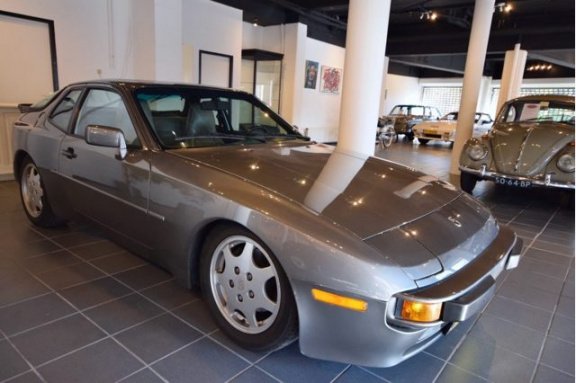 Porsche 944 - S - Afbeelding 2