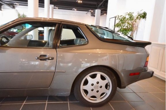 Porsche 944 - S - Afbeelding 8