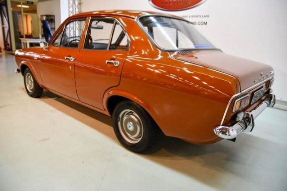 Ford Escort - 1100 - Afbeelding 2