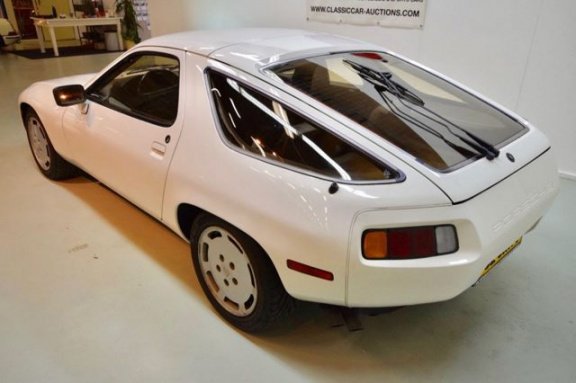 Porsche 928 - nr. 1