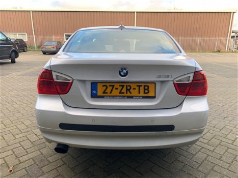 BMW 3-serie - 318i Business Line ✅NAP, 6BAK, NAVI, XENON, PDC, AIRCO, CRUISE - 1