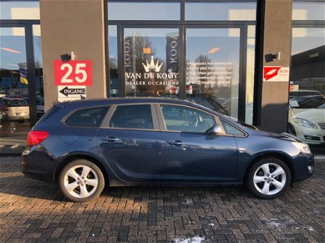 Opel Astra Sports Tourer - 1.4 Turbo Cosmo 6/12 M Garantie - 1