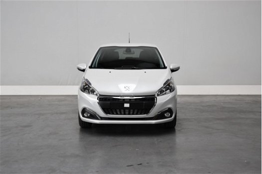 Peugeot 208 - SIGNATURE 1.2 PURETECH 82PK | RIJKLAAR | NAVIGATIE | VELGEN - 1