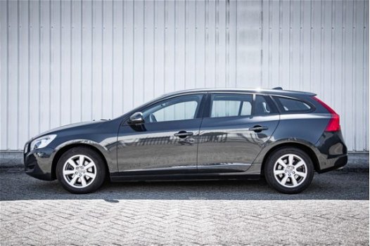 Volvo V60 - 2.0 D3 Business | 5-cilinder| trekhaak| Navigatie - 1