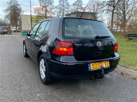 Volkswagen Golf - 2.0 Highline 1 jaar apk - 1