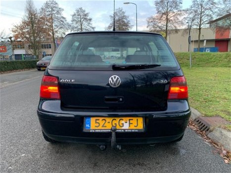 Volkswagen Golf - 2.0 Highline 1 jaar apk - 1