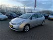 Toyota Prius - 1.5 VVT-i Business Edition navi, pdc - 1 - Thumbnail