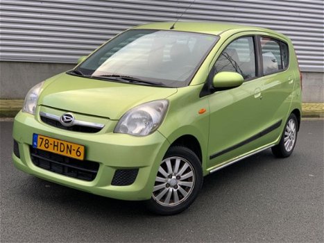 Daihatsu Cuore - 1.0 Premium 1420km - N.A.P - stuurbekrachtiging - 5Drs - 1