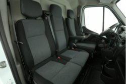 Renault Master - T35 2.3 dCi L3H2 Airco Cruise 3 Persoons Start/Stop Elektrpakket Trekhaak