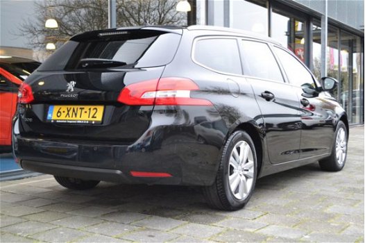 Peugeot 308 SW - 1.2 e-THP Executive | Climate control | Navigatie | Cruise C. | Pano Dak | - 1