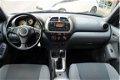 Toyota RAV4 - 2.0-16V VVT-i Sol 4WD 5 deurs | Airco | trekhaak | - 1 - Thumbnail