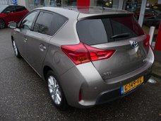 Toyota Auris - HB 1.8 Hybrid Executive | Panorama dak | Parkeersensors V+A | regen licht sensor | Na