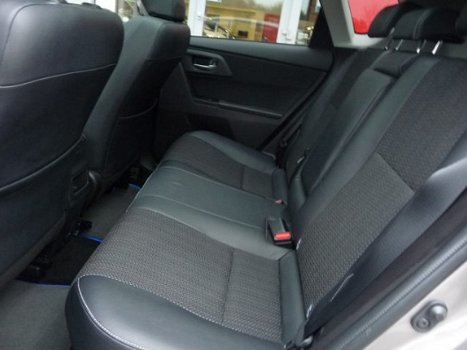 Toyota Auris - HB 1.8 Hybrid Executive | Panorama dak | Parkeersensors V+A | regen licht sensor | Na - 1