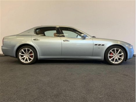 Maserati Quattroporte - 4.2 Duo Select , 401PK , LEDER , XENON - 1