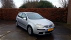 Volkswagen Golf - 1.6 FSI Trendline - 1 - Thumbnail