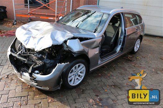 In onderdelen BMW E91 320i '10 TOURING N43 - 1