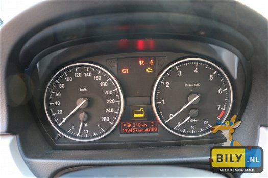 In onderdelen BMW E91 320i '10 TOURING N43 - 3