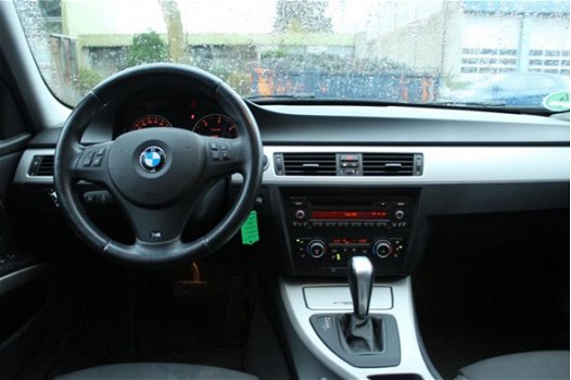 BMW 3-serie - 320d Executive Automaat, Schuifdak, Xenon, PDC - 1