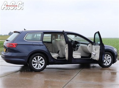 Volkswagen Passat Variant - 1.6 TDi AUTOMAAT Xenon/Led Navi ECC - 1