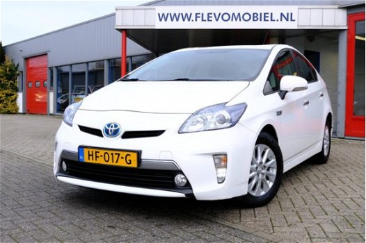 Toyota Prius - 1.8 Plug-in Aspiration Aut. 5-Deurs Clima/Stoelverw./LMV/A-Cam - 1