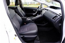 Toyota Prius - 1.8 Plug-in Aspiration Aut. 5-Deurs Clima/Stoelverw./LMV/A-Cam