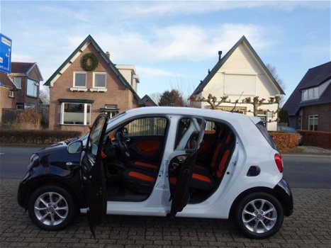 Smart Forfour - 1.0 Joy Edition Edition Passion 39.000 km - 1