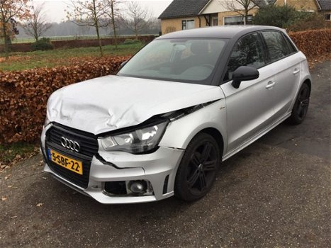 Audi A1 Sportback - 1.2 TFSI Admired NAVI/AIRCO BJ 2013 - 1