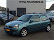 Renault Clio - 1.2-16V Privilège Comfort BILLABONG, AIRCO, ELEK-RAMEN, CENT-VERGRENDELING, RADIO-CD, - 1 - Thumbnail