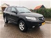 Hyundai Santa Fe - 2.2 CRDi VGT ActiveVersion 7 Personen - 1 - Thumbnail