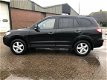 Hyundai Santa Fe - 2.2 CRDi VGT ActiveVersion 7 Personen - 1 - Thumbnail