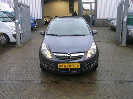 Opel Corsa - 1.2-16V '111' Edition nap 5 drs airco sturbekr nieuwe apk - 1